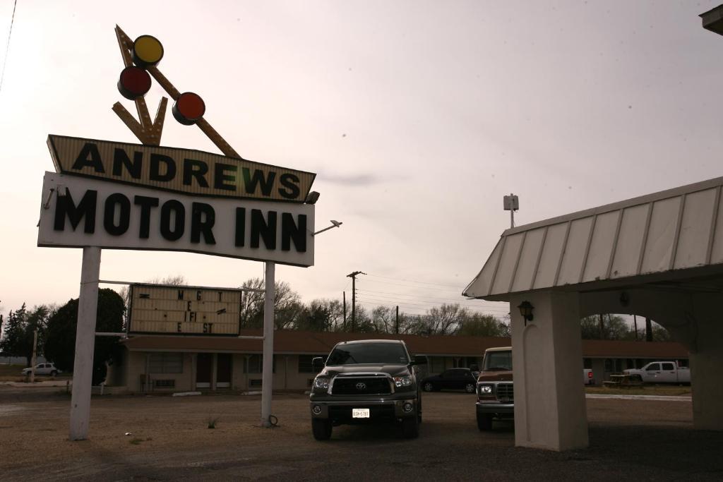 Andrews Motor Inn Exteriör bild
